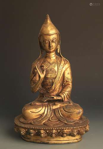 A FINELY CARVED TIBETAN BUDDHA