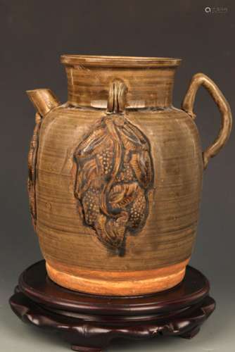 A FINE CHANG SHA KILN WATER JAR