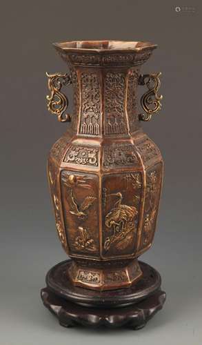 A FINE CRANE CARVING BRONZE VASE