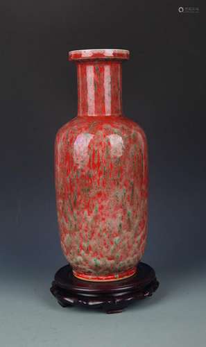 A LARGE COWPEA RED COLOR GLAZE PORCELAIN VASE