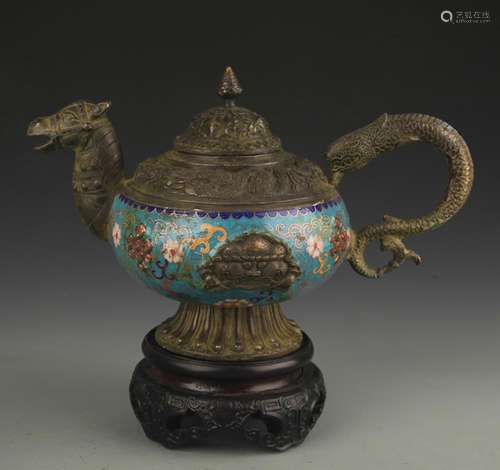 A CLOISONNE ENAMEL DRAGON HEAD EWER