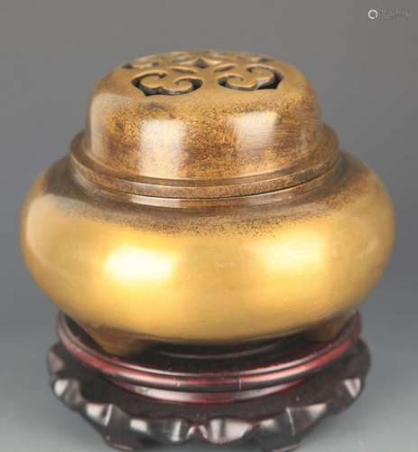 A FINE BRONZE ROUND RUI YI PATTERN AROMATHERAPY