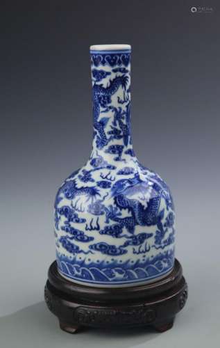 BLUE AND WHITE DRAGON PATTERN BELL SHAPED JAR
