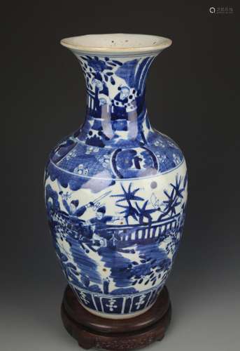 A BLUE AND WHITE STORY PAINTED PORCELAIN VASE