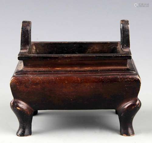 A DOUBLE EAR SQUARE BRONZE CENSER