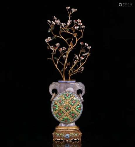 A GILT BRONZE CORAL PEARL DECORATED FLOWER VASE