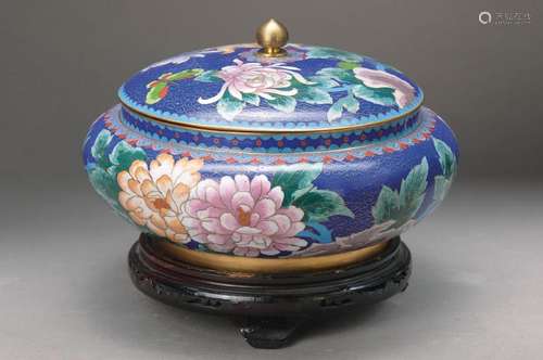 Large lidded box, China, 1960/70s, Cloisonne, large