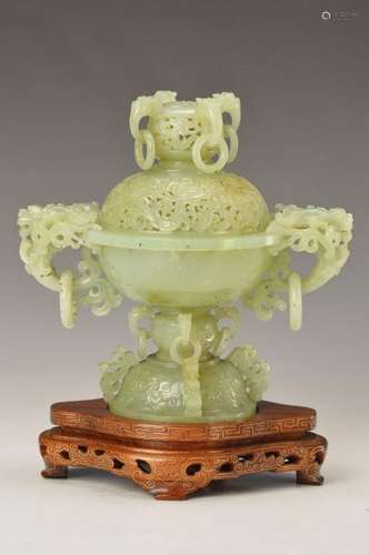 Cover vessel, China, 1950s, Jadeite, thin wallcut,