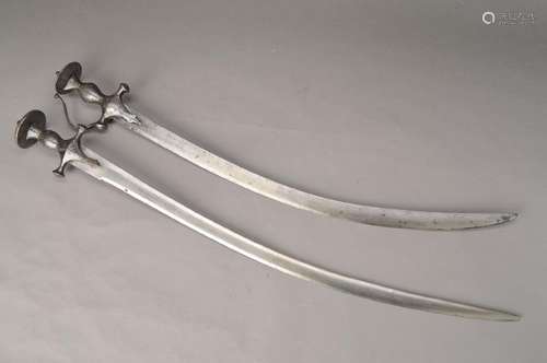 Tulwar, India, 19th c., forget iron handle, curved