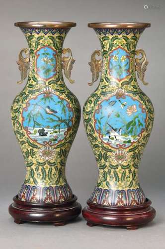 Pair of vases, Japan, around 1870/80, corpus copper