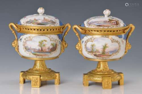 pair of lidded vases, Meissen, around 1880-90,painting