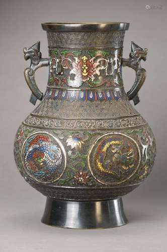 Large vase, Japan, around 1880, Bronze, colorful