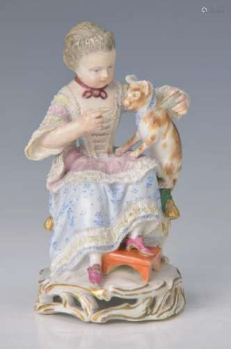 figurine, Meissen, around 1900, girl feeding one cat