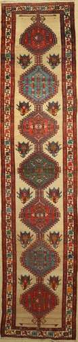 Sarab, Persia, around 1940, wool on cotton, approx. 421