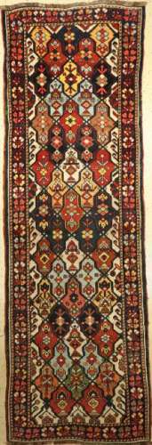 Bachtiar old Carpet, Persia, around 1940, woolon wool