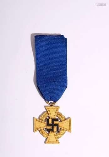 二战铜鎏金胸章