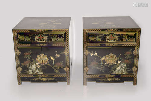 [Chinese] A Pair of Old Black Lacquered Night Stand Cabinets Painted with Birds and Flowers