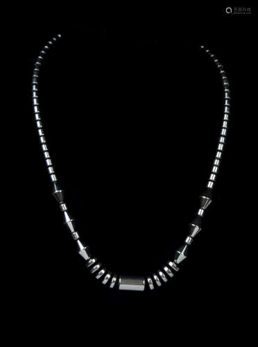 A Tungsten Steel Disc Bead Necklace