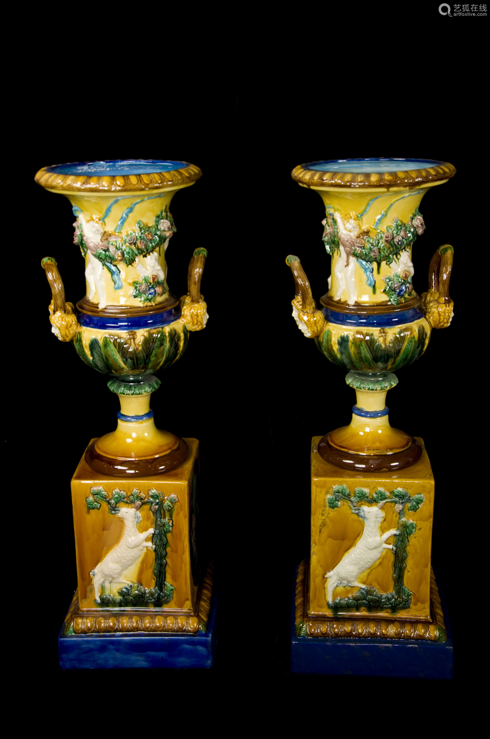 European Tri Color Sancai Style Vase With Base Deal Price Picture