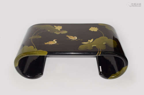 [Chinese] A Black Lacquered Tea Table Painted with Lotus