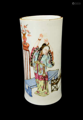 A Chinese Famille Rose Porcelain Paint Brush Holder with a Portrait of a Lady, marked 