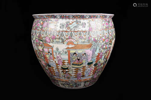 A Large Chinese Guangdong Famille Rose Porcelain Fish Tank with Interlocking Flowers and Windows of Portrait of Story