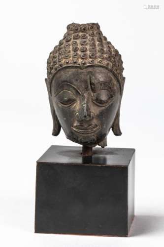 Tête de Buddha. Bronze. Thaïlande. Royaume de Sukh...