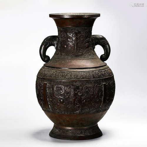 CHINESE BRONZE VASE