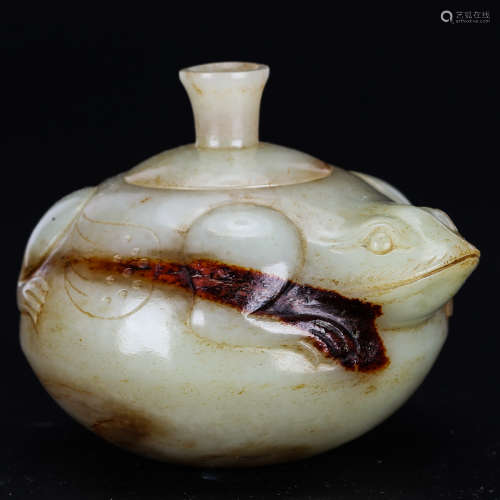 CHINESE ARCHAIC JADE COVER JAR