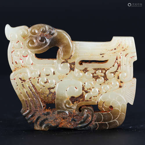 CHINESE ARCHAIC JADE PENDANT