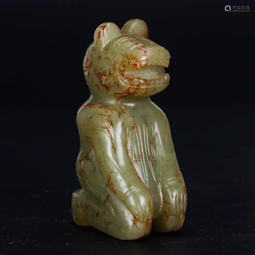 CHINESE ARCHAIC JADE FIGURINE