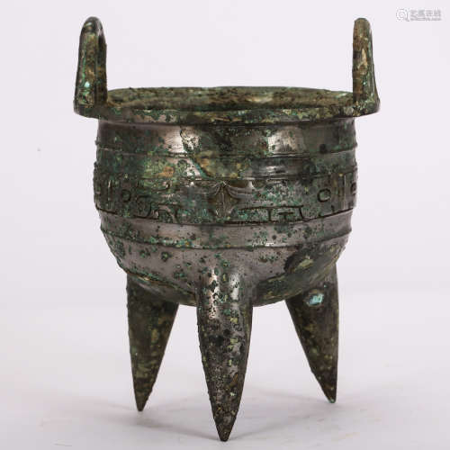 CHINESE ARCHAIC STYLE TRIPOD CENSER