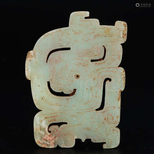 CHINESE ARCHAIC JADE PENDANT