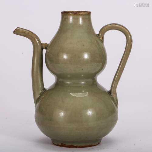 CHINESE CELADON GLAZED DOUBLE GOURD EWER