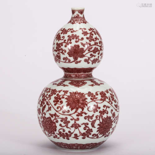 CHINESE IRON RED FOLIAGE GOURD VASE