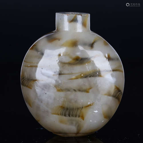 CHINESE AGATE SNUFF BOTTLE