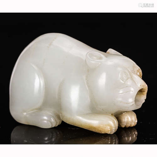 CHINESE WHITE JADE CAT SHAPED SNUFF BOTTLE