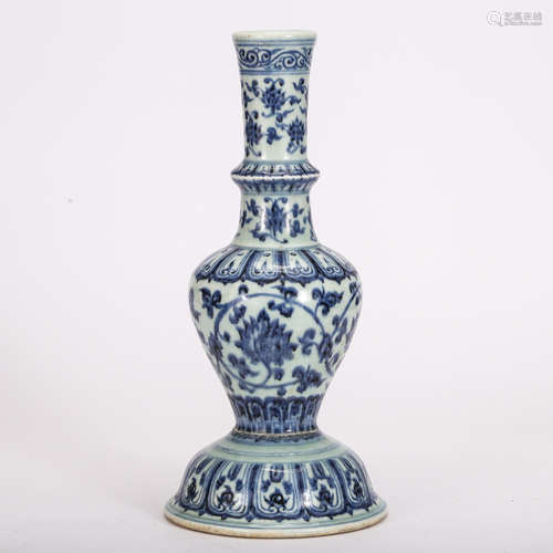 CHINESE BLUE WHITE PORCELAIN VASE