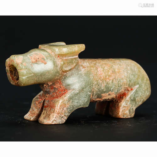 CHINESE ARCHAIC JADE BEAST