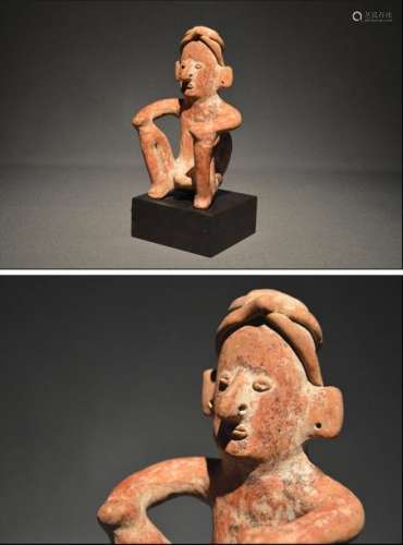 Art précolombien, Statuette d’homme assis, Mexique...