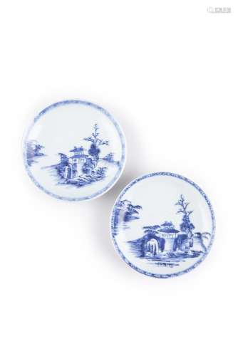 A PAIR OF NANKING CARGO DISHES,18th century, each of shallow circular form, painted tocentre with