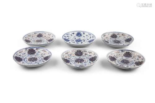 A SET OF FIVE DOUCAI ENAMEL AND GILT DECORATED LOTUS DISHES, GUANXU MARK (1875-1908) each centred