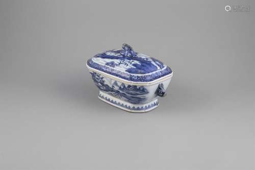 A CHINESE EXPORT BLUE AND WHITE TUREEN AND COVER, c.1800 of oblong shape with animal mask side