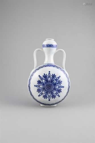 A MING REVIVAL BLUE AND WHITE DOUBLE GOURD FLASK, 17th century, of near eastern inspiration, the