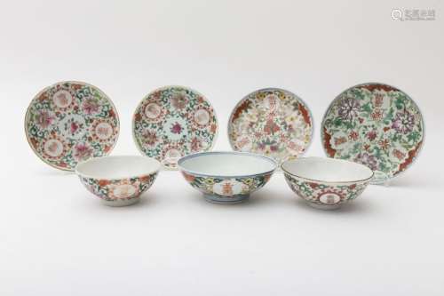 Set of four porcelain dishes and three porcelain b...