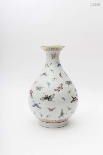 Pear shaped vase with butterflies China, Qing dyna...