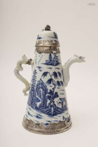 Conical coffee pot China, Qing dynasty, 18th centu...