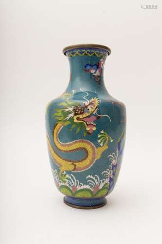 Cloisonné enamel vase Decorated with dragons and ...