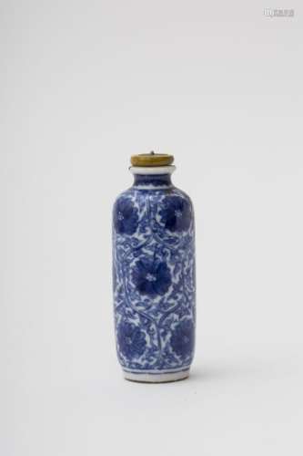 Pair of blue and white porcelain snuff bottles Chi...