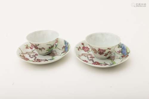Set of two small chawan and two small plates Whit...